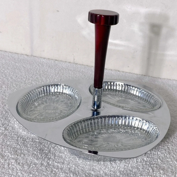 Vintage Glo Hill Gourmates  Chrome Serving Tray W Bakelite Handle & Glass Dishes - Picture 5 of 15